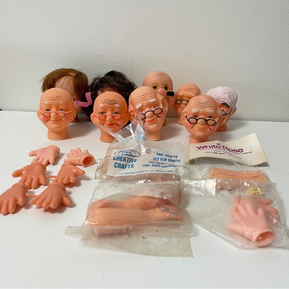 Vintage Doll Parts LOT Heads Arms Hands Craft Making Parts Fibre Craft - Picture 4 of 16